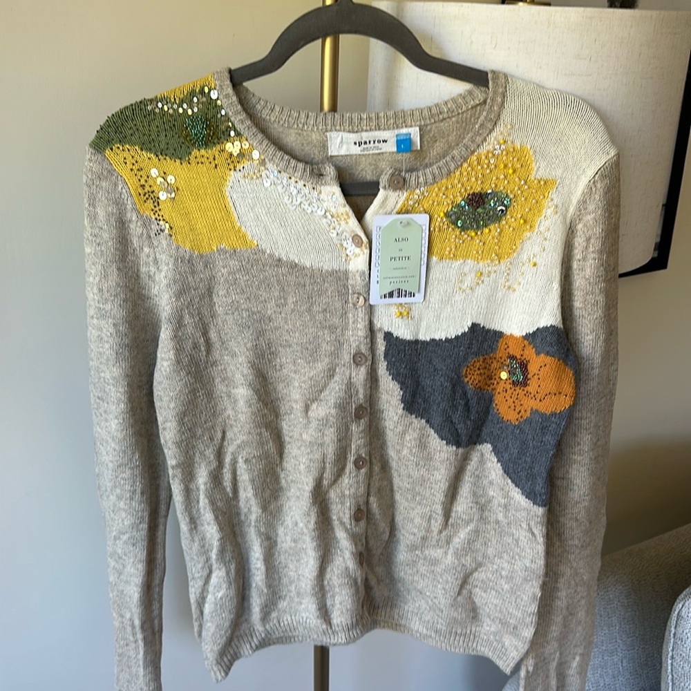 Sparrow Cardigan with bedding and flower detail